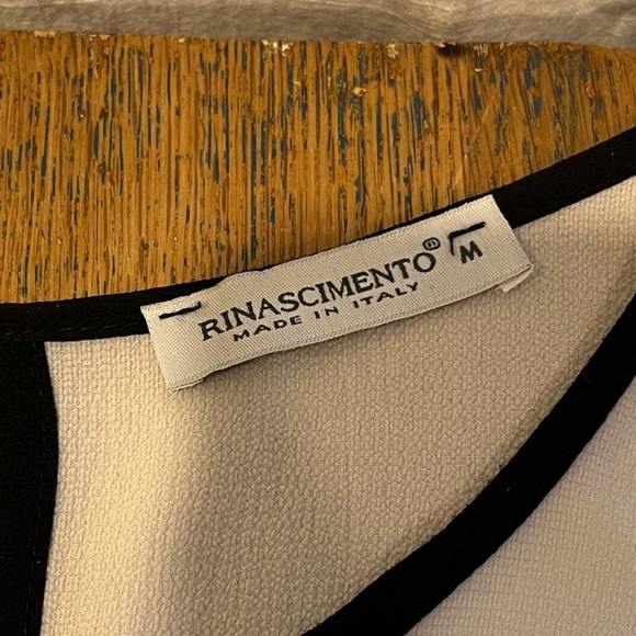 Floral Contrast Blouse – Rinascimento – Made in Italy size M - Picture 2 of 10